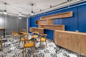 دفتر کارگزاری آگاه تهران چراغ سیلوا روکار نورانه