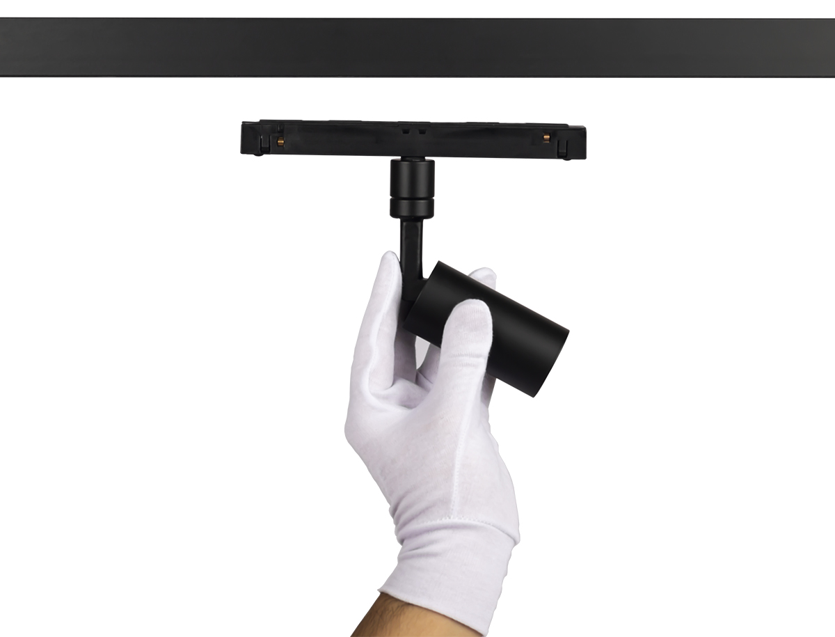 چراغ مگنتی مولتی ترک نورانه