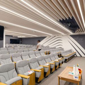 چراغ خطی روکار لاین ، دفتر مرکزی شرکت اندیشمندان مسکن ساز آرشام ، نورانه