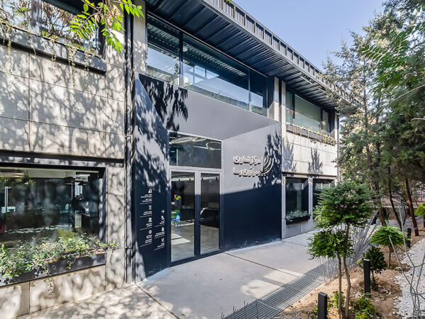 پروژه مرکز فناوری و نوآوری رسا نورانه طراحی روشنایی