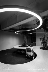 نورپردازی دفتر شرکت ساپرامین با چراغ کرو نورانه