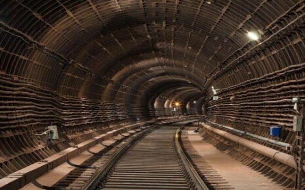 چراغ دیواری با سبد محافظ تیونل TUNNEL