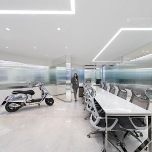 نورپردازی خطی اداری خطوتار با چراغ لاین نورانه