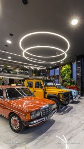 نورپردازی نمایشگاه ماشین بنتلی با چراغ رینگو نورانه