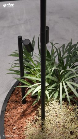 چراغ محوطه‌ای مدرن با درجه حفاظت IP65